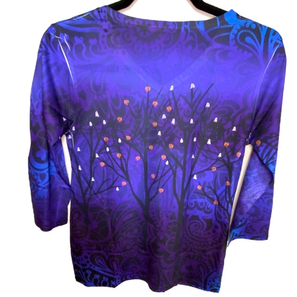 ARTISANS Halloween Graphic Scene Top Size Small - Picture 2 of 5